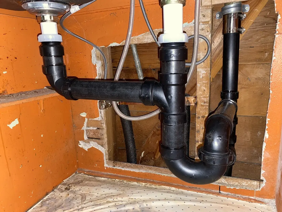Professional Pipe Bursting equipment and tools on the job in Oak Hills